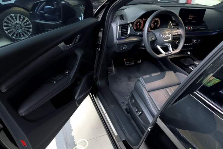 Used Audi Q5L 2023 40T Luxury Dynamic Model Driver Seat