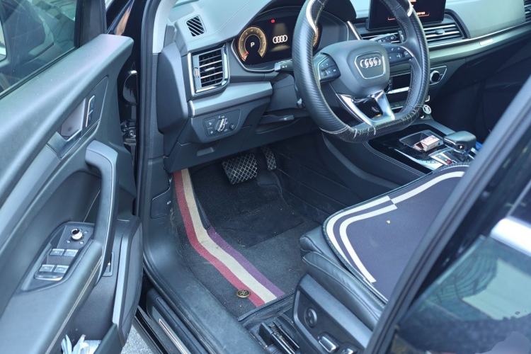 Used Audi Q5L 2023 40T Fashionable and Elegant Version Driver Seat