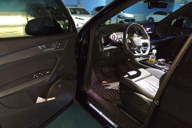 Used Audi Q5L 2023 40T Luxury Dynamic Model Driver Seat