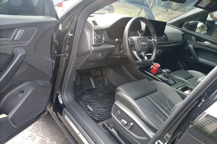 Used Audi Q5L 2023 40T Luxury Dynamic Model Driver Seat