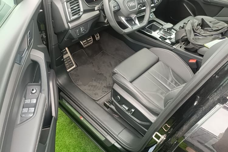 Used Audi Q5L 2023 40T Luxury Dynamic Model Driver Seat