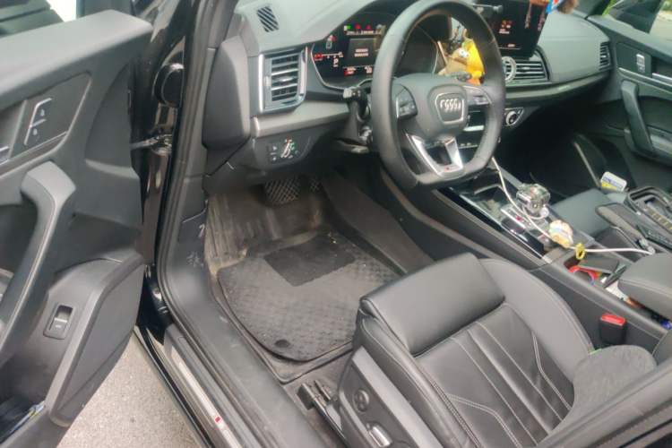 Used Audi Q5L 2023 40T Luxury Dynamic Model Driver Seat