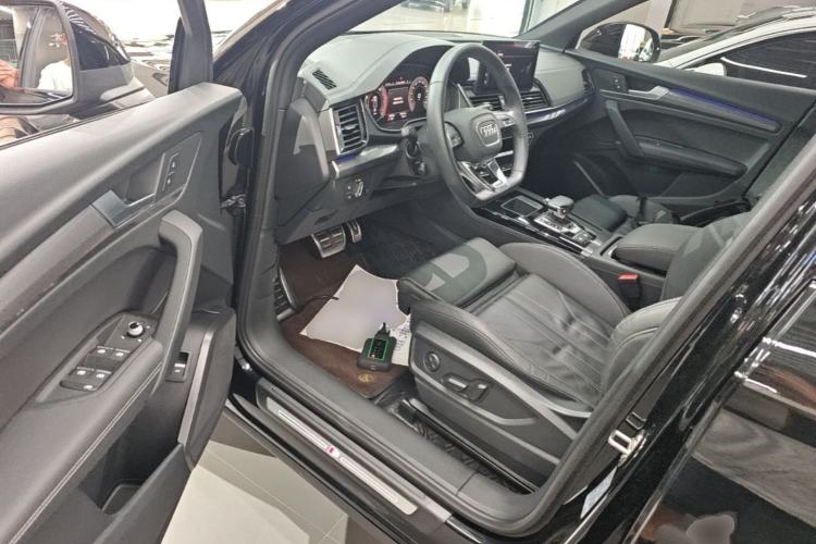 Used Audi Q5L 2023 40T Luxury Dynamic Model Driver Seat