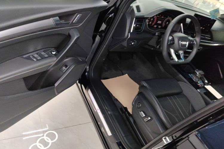 Used Audi Q5L 2023 40T Luxury Dynamic Model Driver Seat