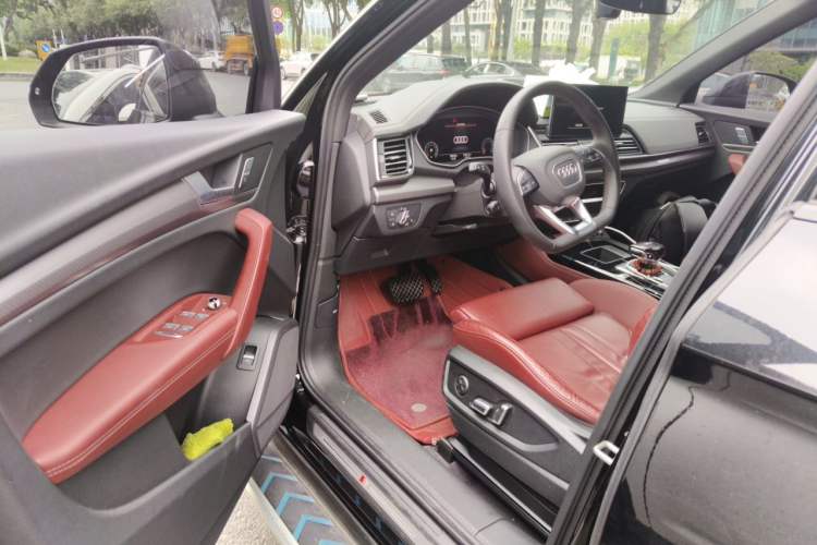 Used Audi Q5L 2023 40T Luxury Dynamic Model Driver Seat