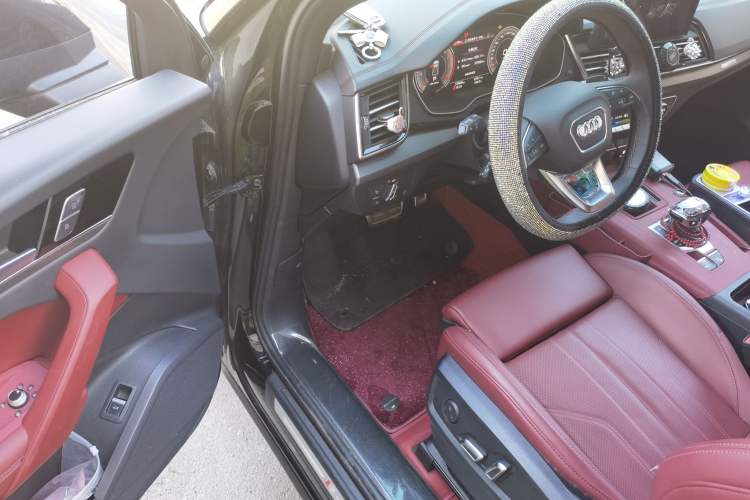 Used Audi Q5L 2023 40T Luxury Dynamic Model Driver Seat