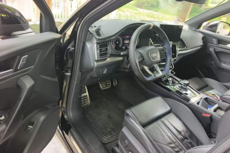 Used Audi Q5L 2023 40T Luxury Dynamic Model Driver Seat