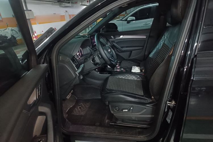 Used Audi Q5L 2023 45T Luxury Dynamic Model Driver Seat