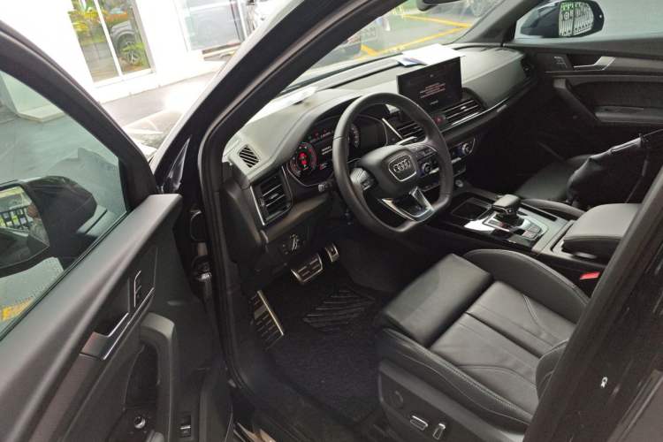 Used Audi Q5L 2023 40T Luxury Dynamic Model Driver Seat