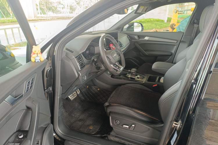 Used Audi Q5L 2023 45T Luxury Dynamic Model Driver Seat