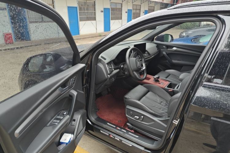 Used Audi Q5L 2023 45T Luxury Dynamic Model Driver Seat