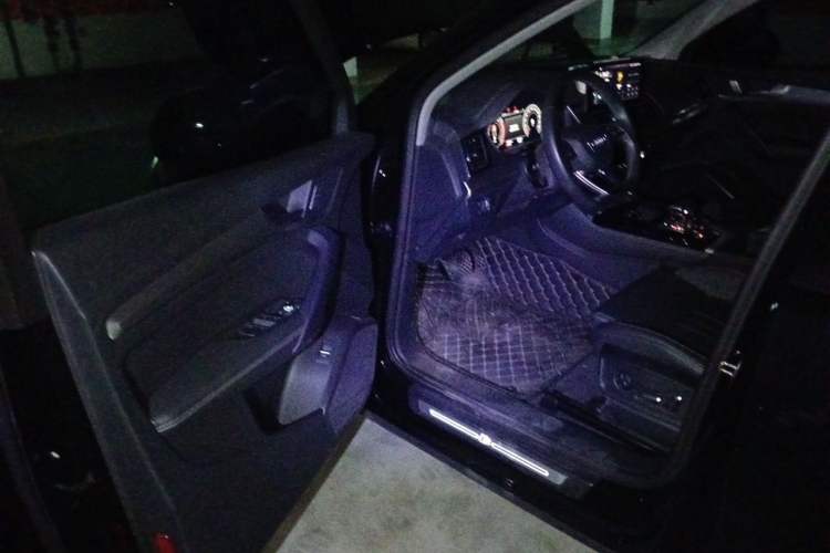 Used Audi Q5L 2023 40T Fashionable and Dynamic Edition Driver Seat