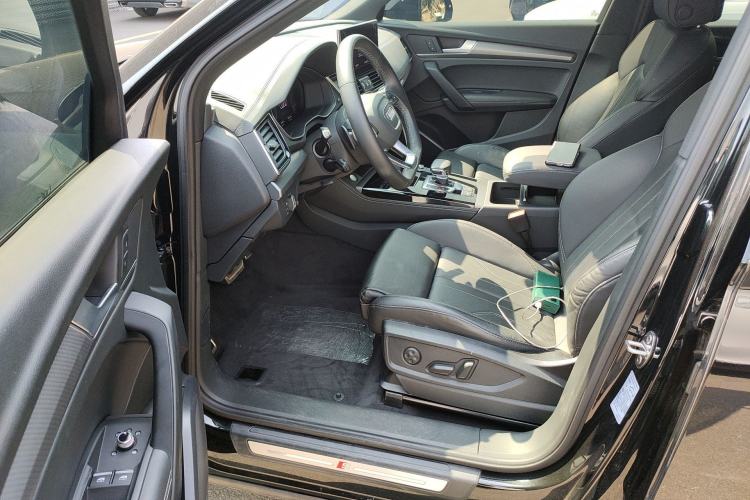 Used Audi Q5L 2023 40T Luxury Dynamic Model Driver Seat