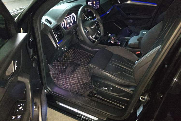 Used Audi Q5L 2023 40T Luxury Dynamic Model Driver Seat