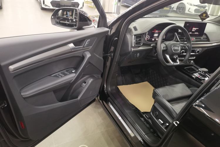 Used Audi Q5L 2023 40T Luxury Dynamic Model Driver Seat