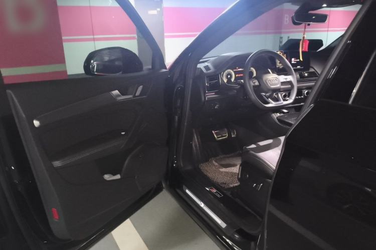 Used Audi Q5L 2023 40T Luxury Dynamic Model Driver Seat