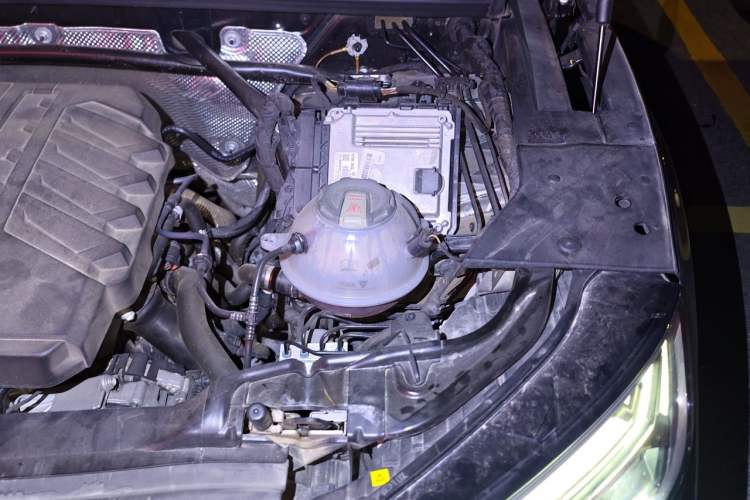Used Audi Q5L 2023 40T Fashionable and Elegant Version Engine Bay Left