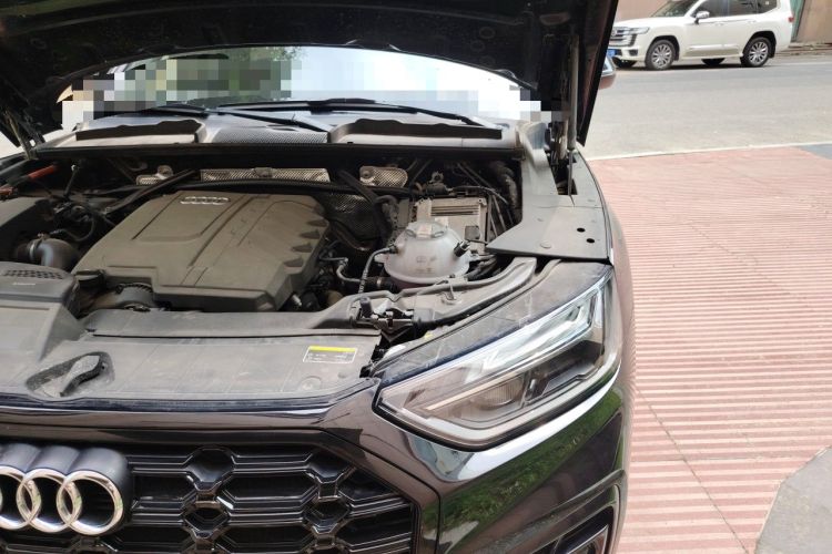Used Audi Q5L 2023 40T Luxury Dynamic Model Engine Bay Left