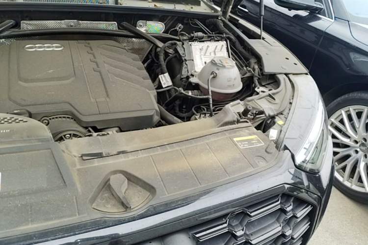 Used Audi Q5L 2023 45T Luxury Dynamic Model Engine Bay Left