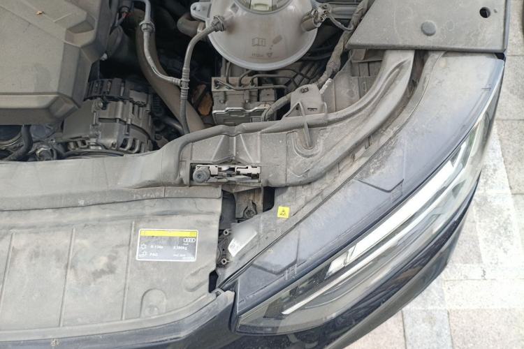 Used Audi Q5L 2023 40T Luxury Dynamic Model Engine Bay Left