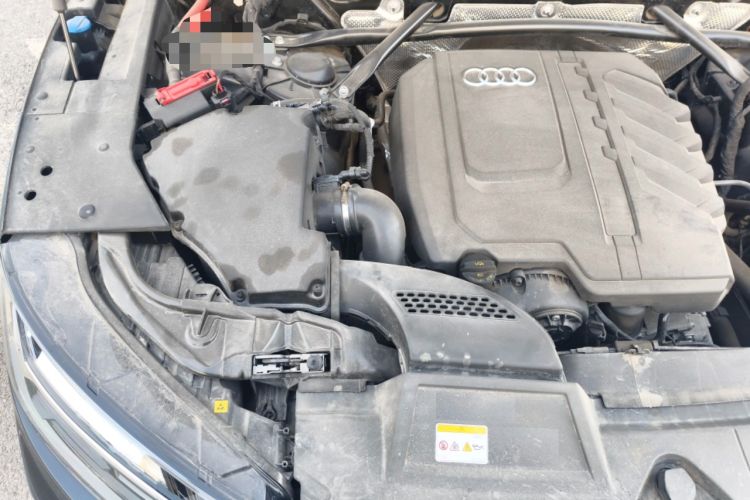 Used Audi Q5L 2023 40T Luxury Dynamic Model Engine Bay Right