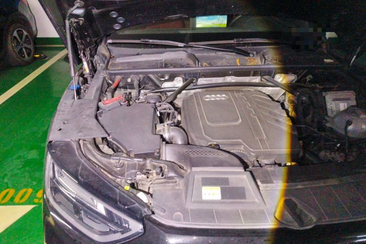 Used Audi Q5L 2023 40T Luxury Dynamic Model Engine Bay Right