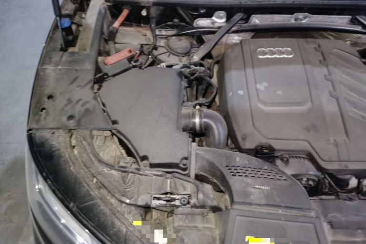 Used Audi Q5L 2023 40T Luxury Dynamic Model Engine Bay Right