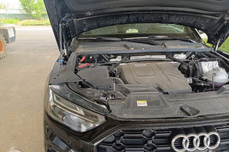 Used Audi Q5L 2023 45T Luxury Dynamic Model Engine Bay Right