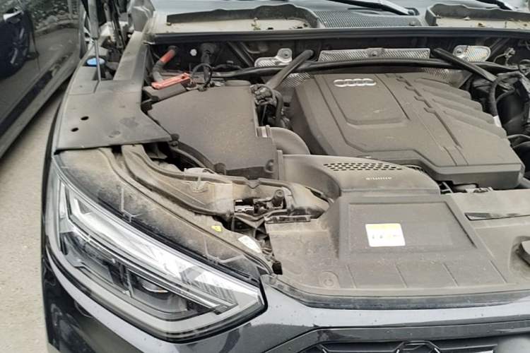 Used Audi Q5L 2023 45T Luxury Dynamic Model Engine Bay Right