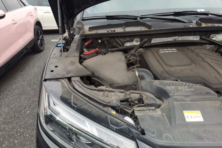 Used Audi Q5L 2023 40T Luxury Dynamic Model Engine Bay Right