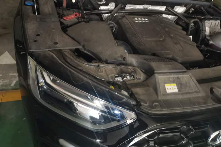 Used Audi Q5L 2023 45T Luxury Dynamic Model Engine Bay Right