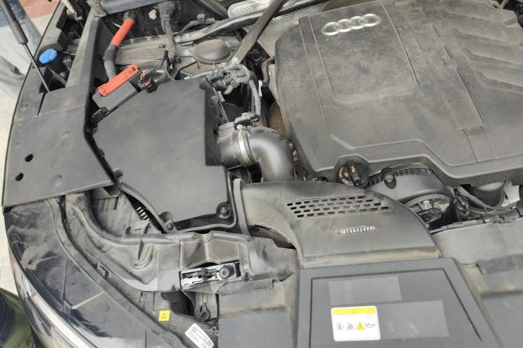 Used Audi Q5L 2023 40T Luxury Dynamic Model Engine Bay Right