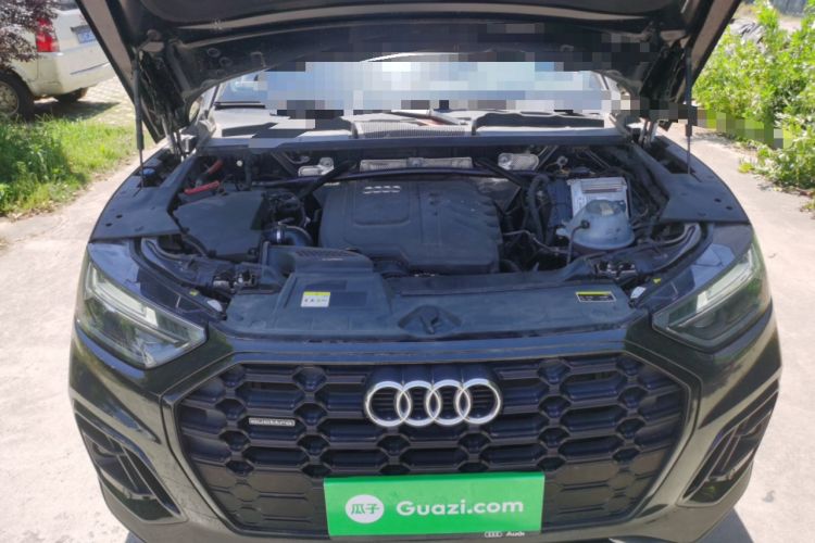 Used Audi Q5L 2023 40T Luxury Dynamic Model Engine Bay
