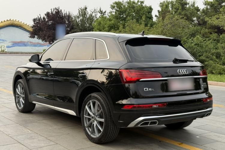Used Audi Q5L 2023 40T Fashionable and Dynamic Edition Exterior 1