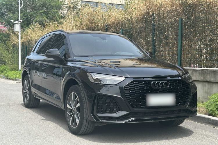 Used Audi Q5L 2023 40T Luxury Dynamic Model Exterior 1