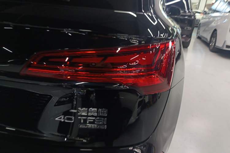 Used Audi Q5L 2023 40T Luxury Dynamic Model Exterior 3