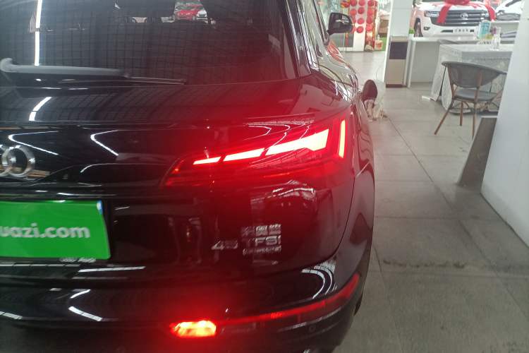 Used Audi Q5L 2023 40T Luxury Dynamic Model Exterior 3