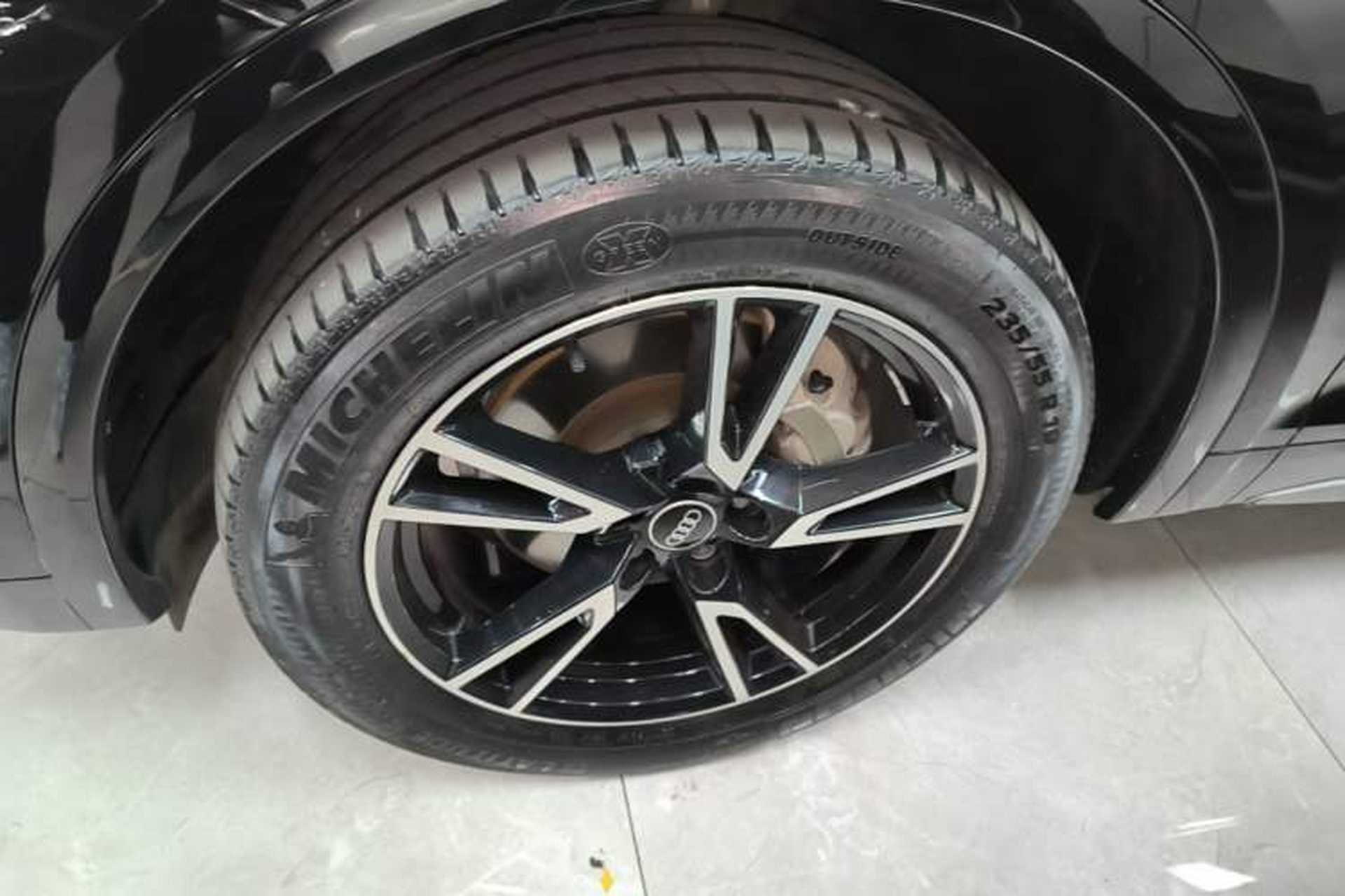 Used Audi Q5L 2023 40T Fashionable and Dynamic Edition Exterior 4