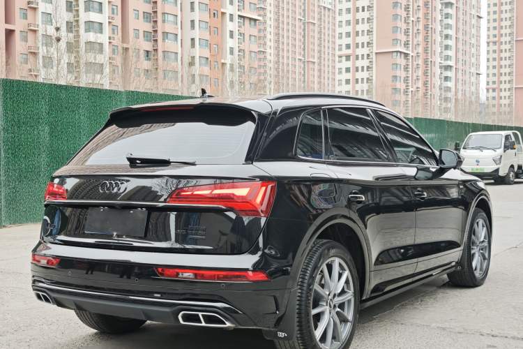 Used Audi Q5L 2023 40T Luxury Dynamic Model Exterior 4