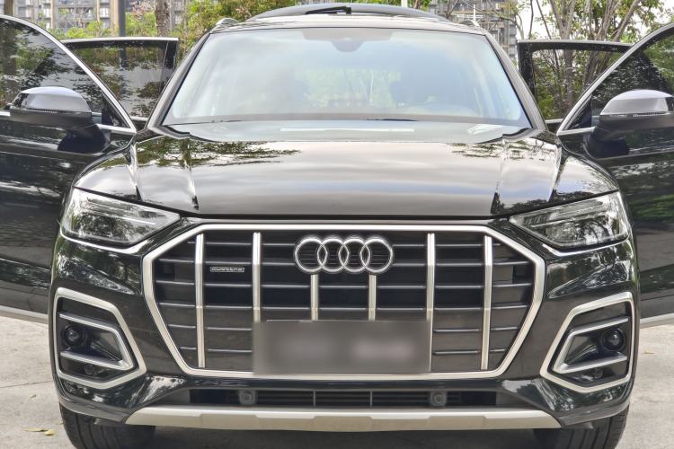 Used Audi Q5L 2023 40T Luxury Elegant Model Exterior 4