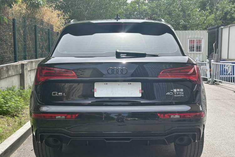 Used Audi Q5L 2023 40T Luxury Dynamic Model Exterior 4