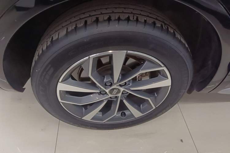 Used Audi Q5L 2023 40T Fashionable and Dynamic Edition Exterior 5