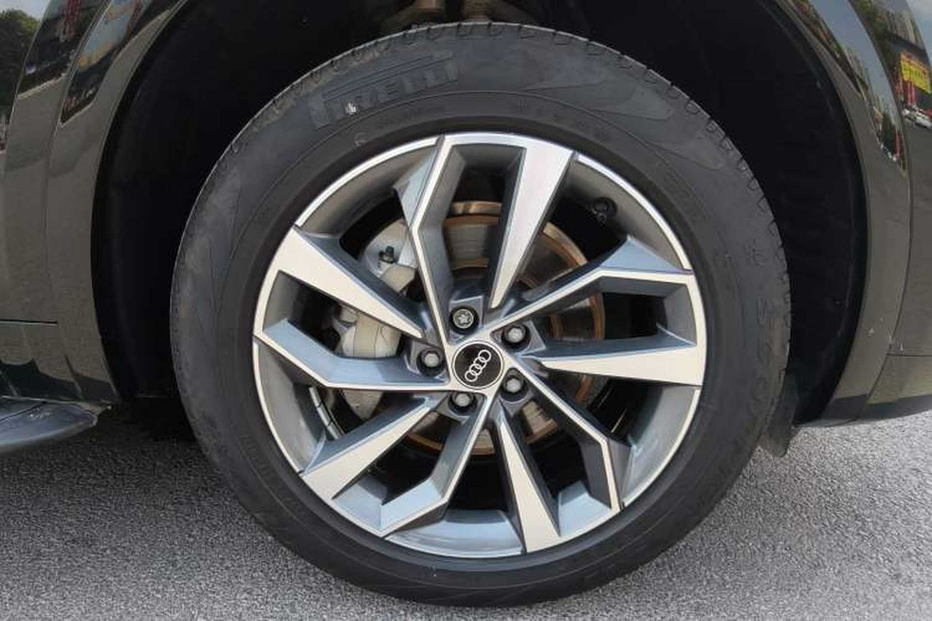 Used Audi Q5L 2023 40T Luxury Dynamic Model Exterior 6