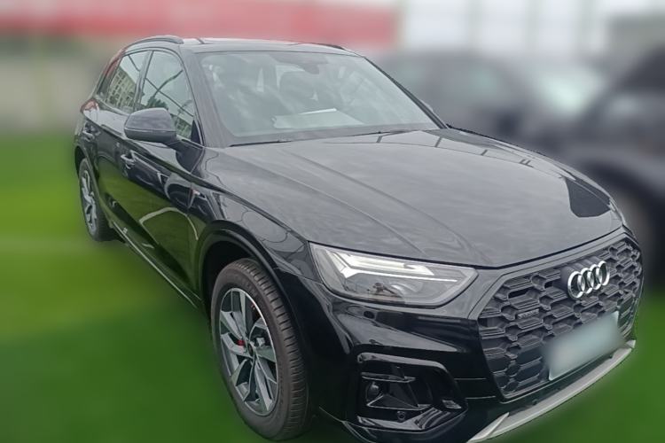 Used Audi Q5L 2023 40T Luxury Dynamic Model Front Right 45 Deg