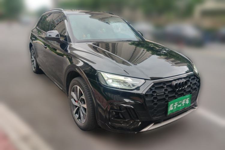 Used Audi Q5L 2023 40T Luxury Dynamic Model Front Right 45 Deg