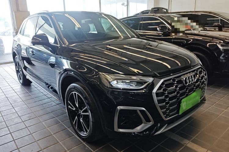 Used Audi Q5L 2023 40T Fashionable and Dynamic Edition Front Right 45 Deg