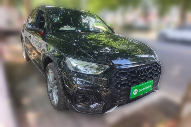 Used Audi Q5L 2023 40T Luxury Dynamic Model Front Right 45 Deg