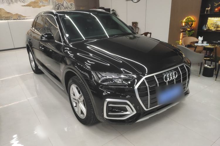 Used Audi Q5L 2023 40T Fashionable and Elegant Version Front Right 45 Deg