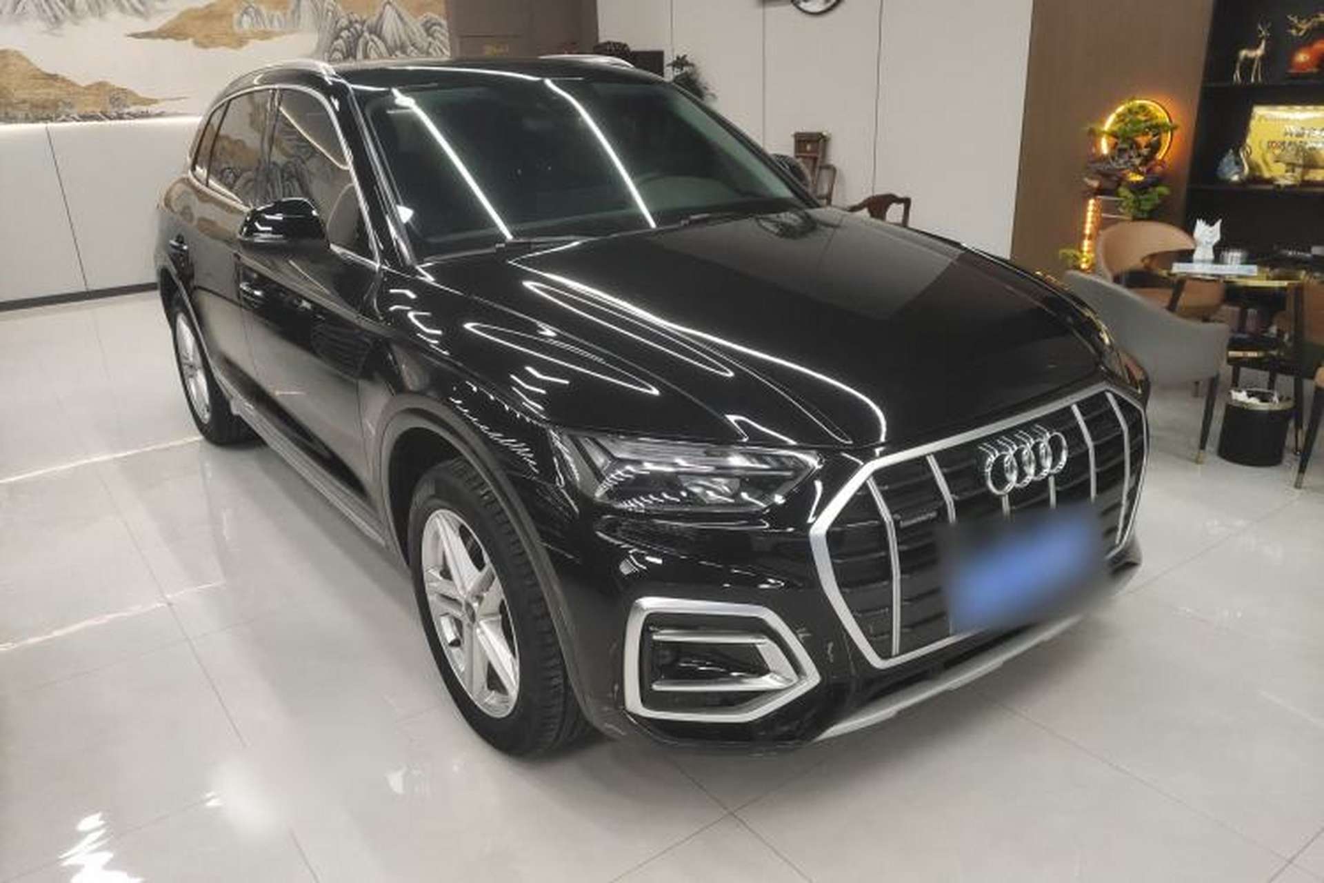 Used Audi Q5L 2023 40T Fashionable and Elegant Version Front Right 45 Deg