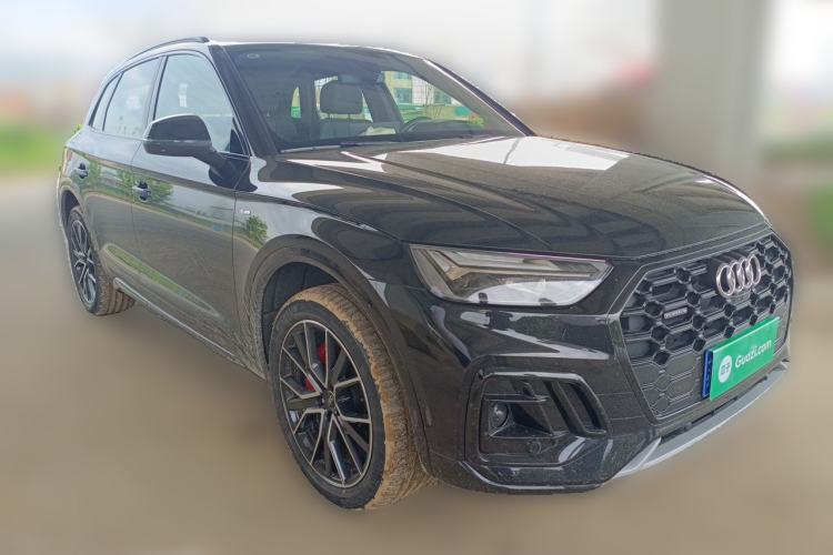 Used Audi Q5L 2023 45T Luxury Dynamic Model Front Right 45 Deg